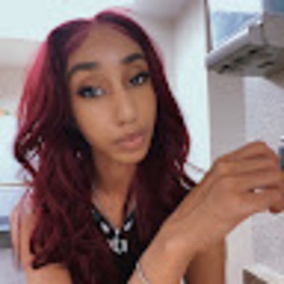 Meet your Posher, Kimbella’s - Picture 1 of 1